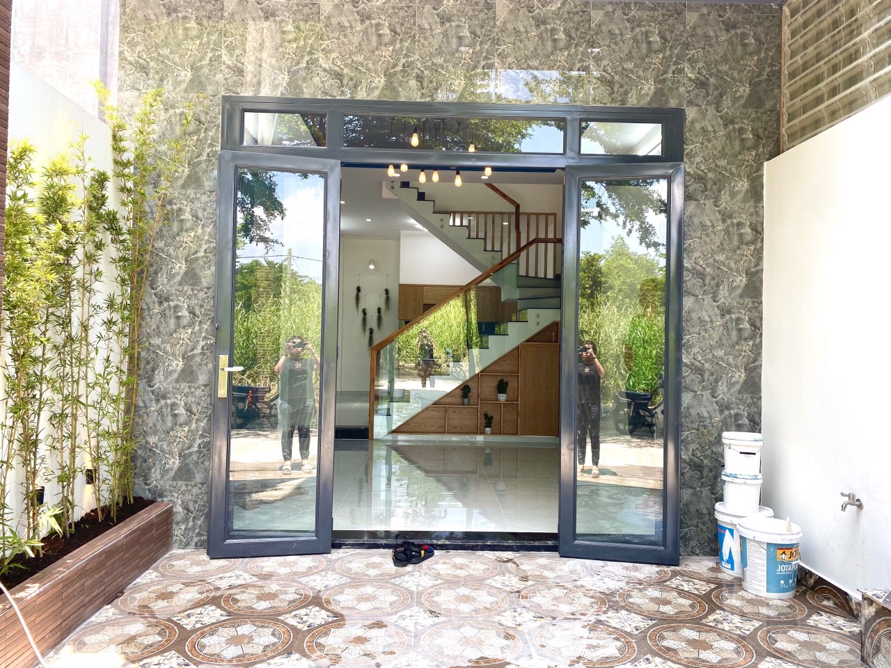 z2430833655683_eae0dda03c339c5a334709f6c197ca4c