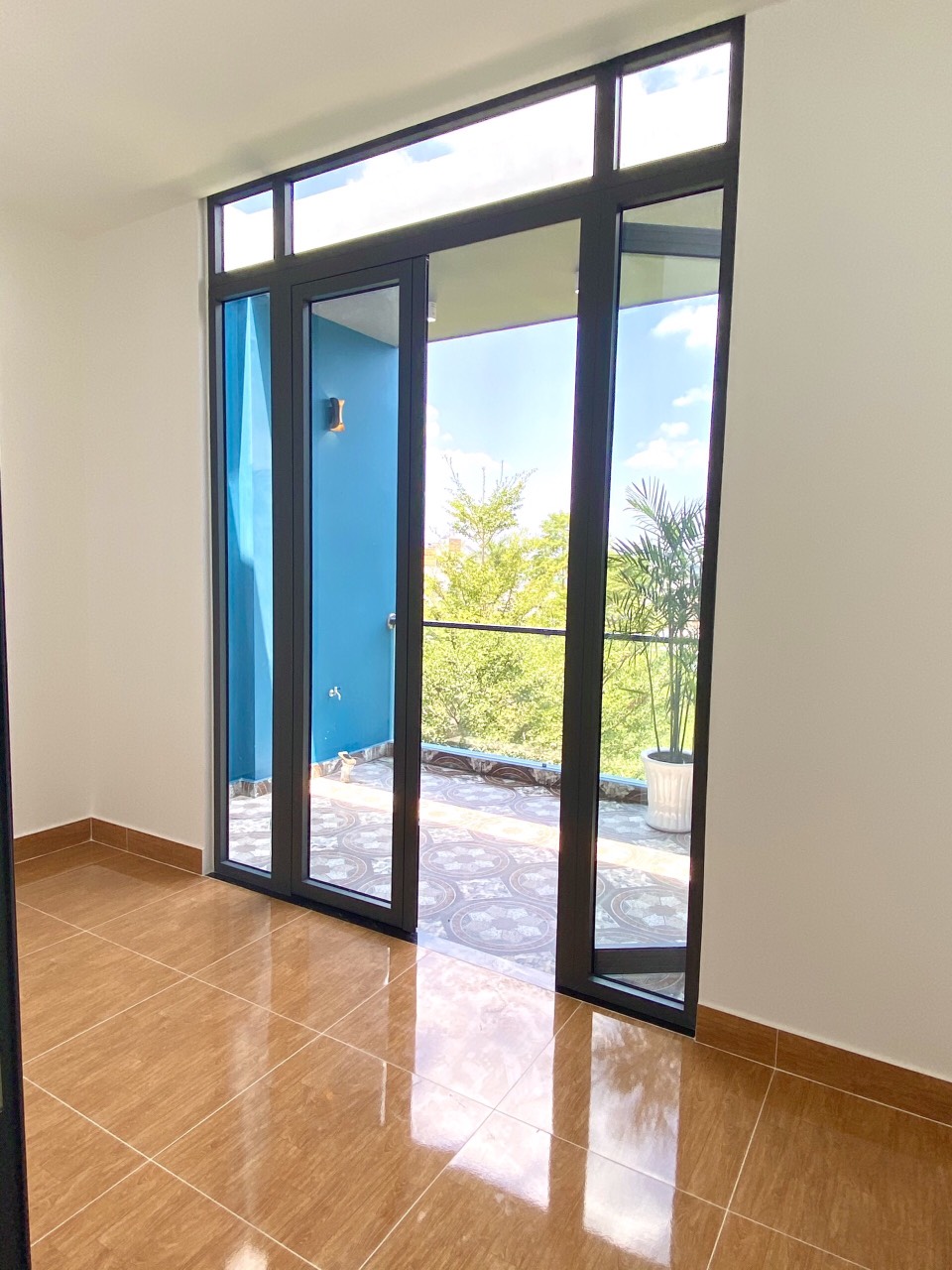 z2430833672516_27bf729ad4e9a77160cae58aa8d3cbd0