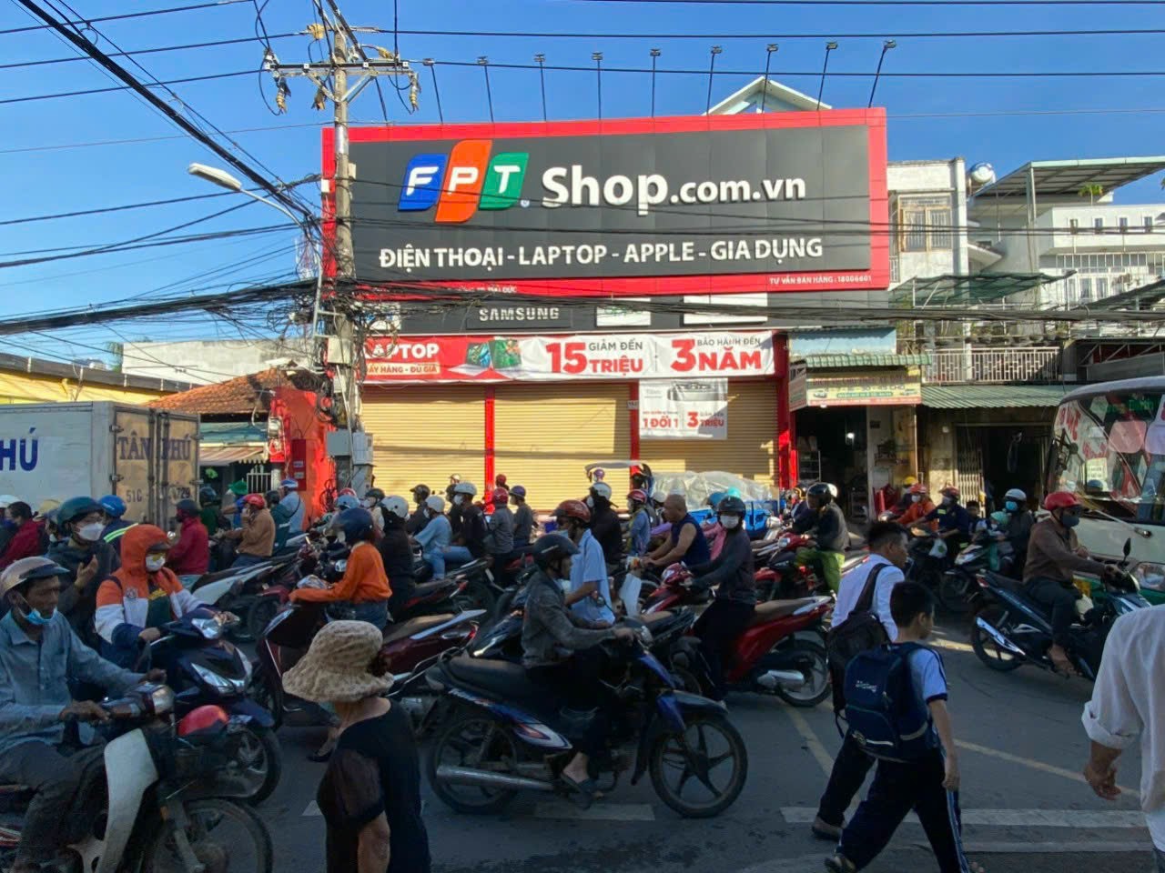 z4844302053639_cf394e23d3d584949e582e68fc712f1c